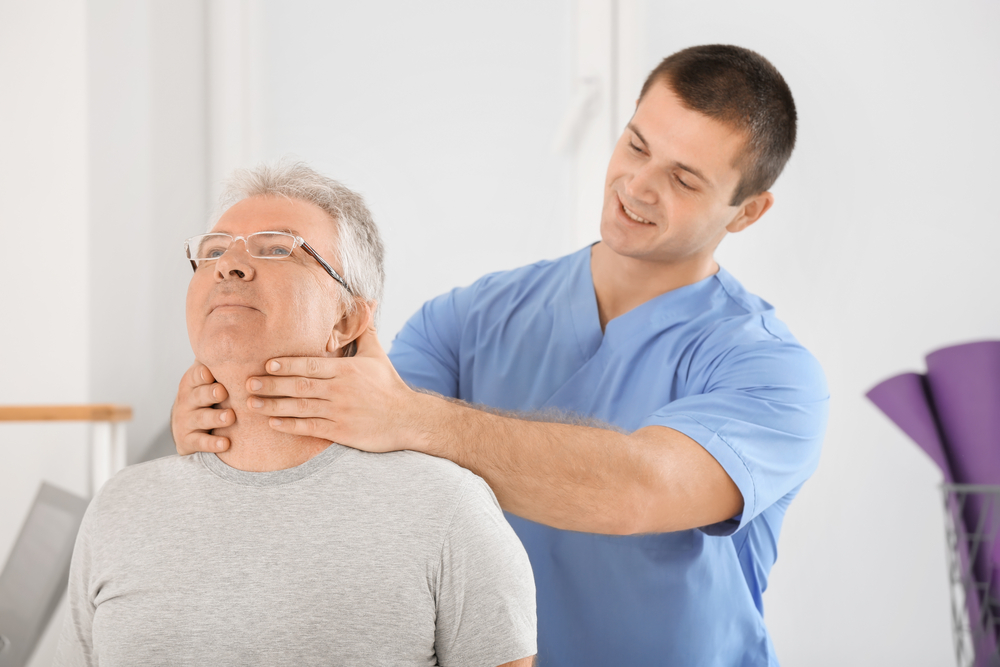 Treating a herniated disc in the neck with physical therapy shutterstock 742185454 herniated disc in neck